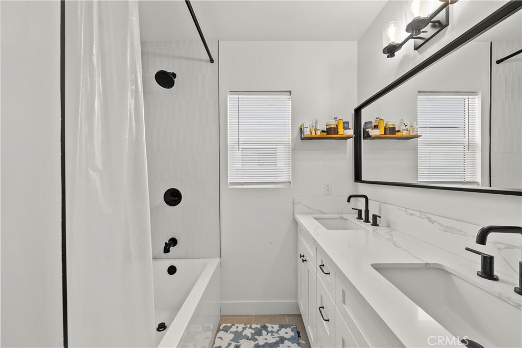 6946 Alcove