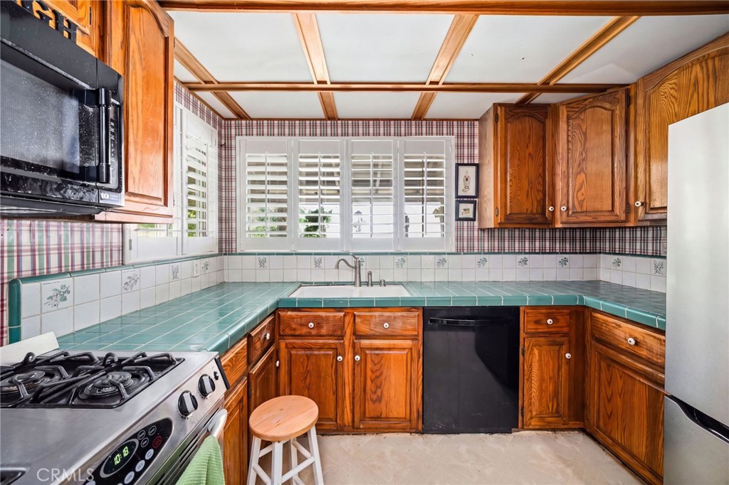 15571 Otsego