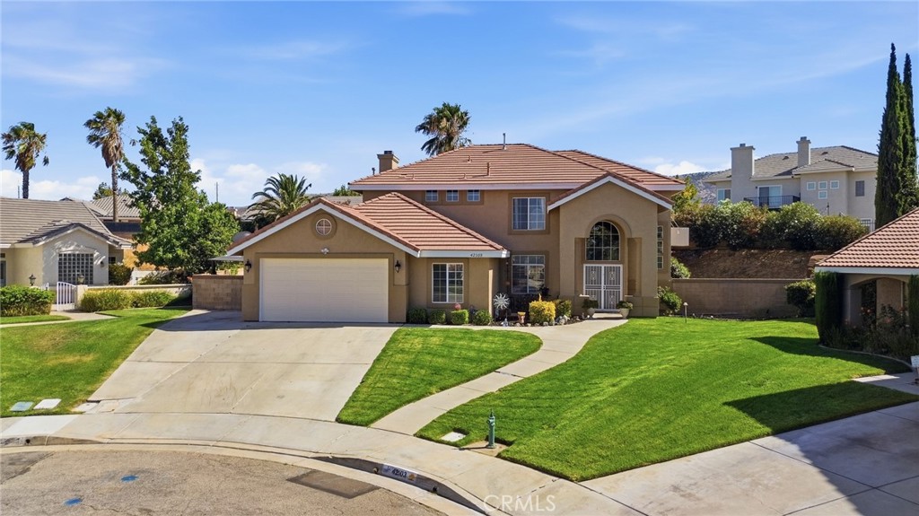 42103 Desert Hill Drive