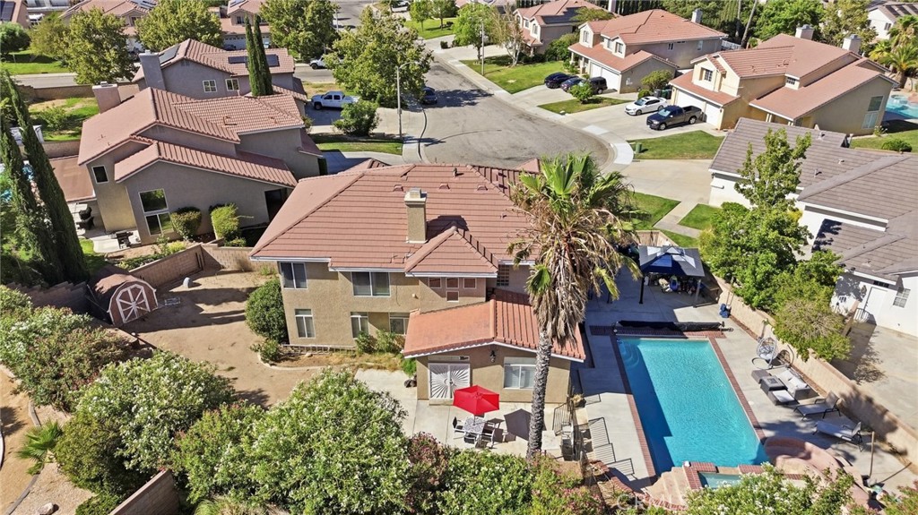 42103 Desert Hill Drive