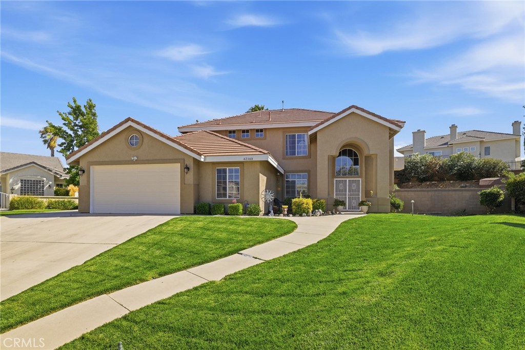 42103 Desert Hill Drive