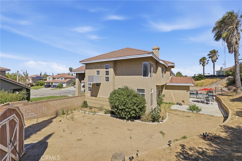 42103 Desert Hill Drive