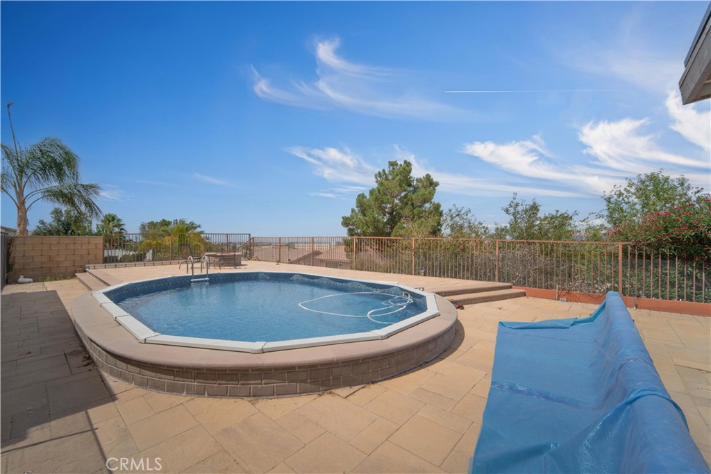38332 Hillcrest Drive