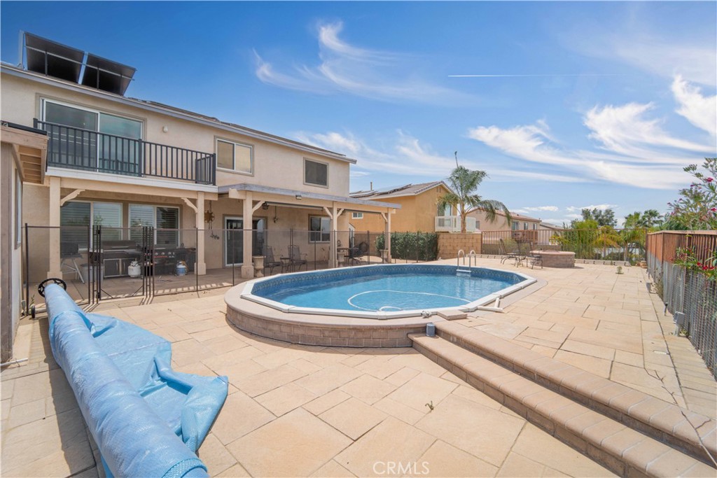 38332 Hillcrest Drive