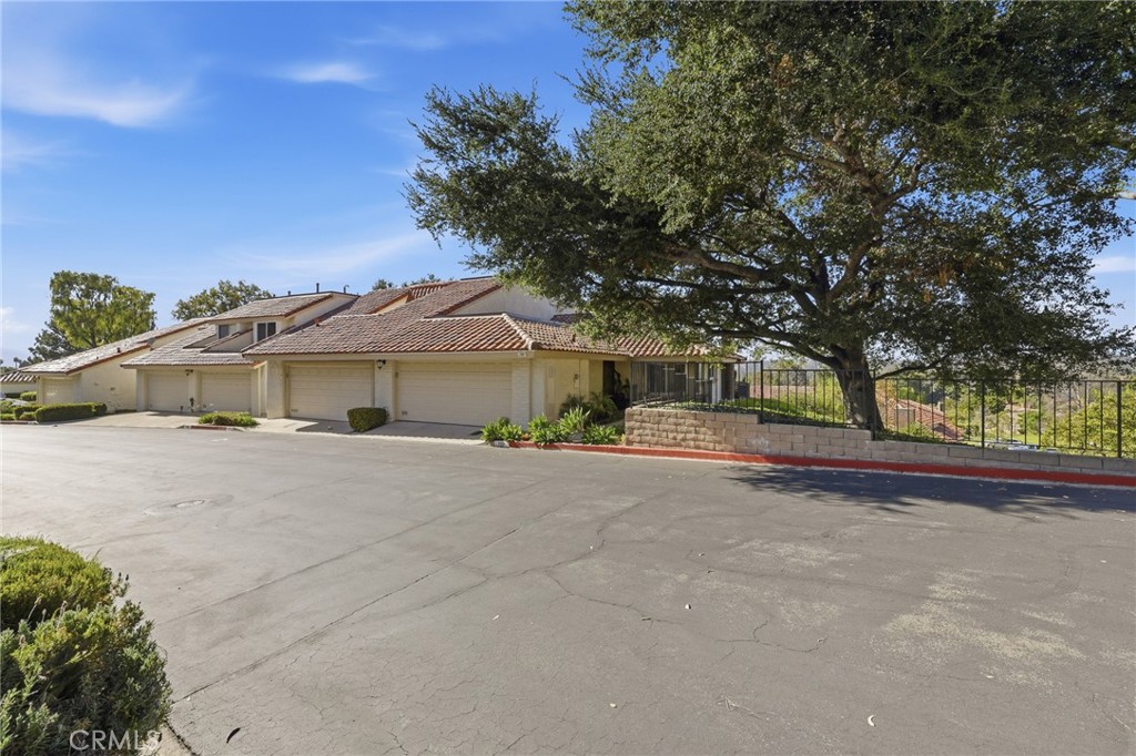 701 Blue Oak Avenue