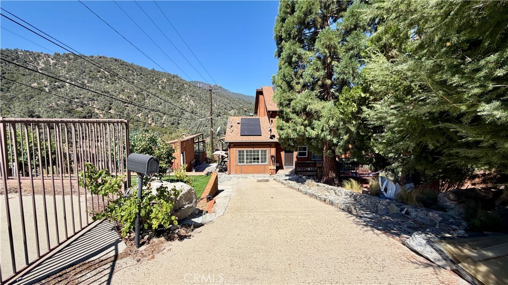 14921 Ward Drive