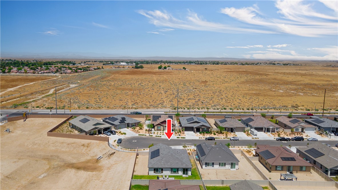 3230 Emerald Ln