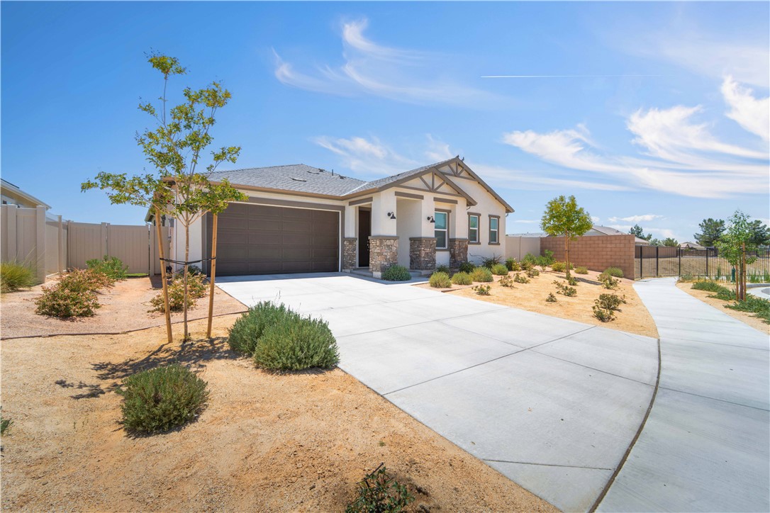 3230 Emerald Ln