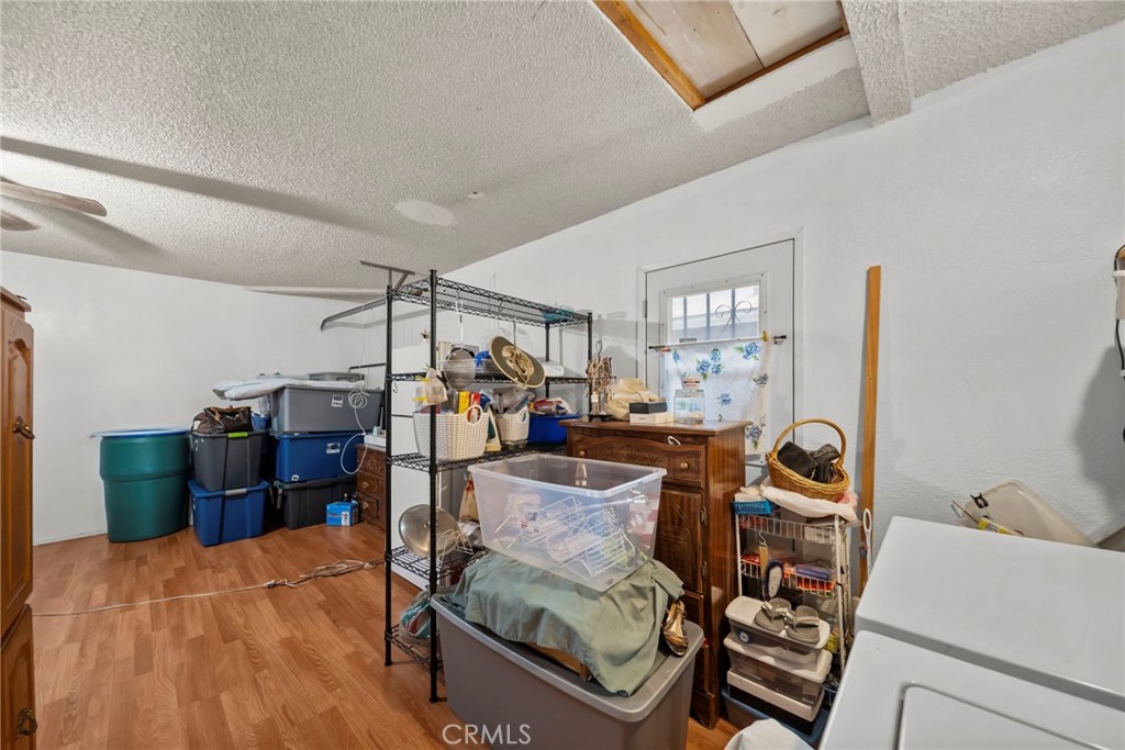 1875 W Slauson Avenue