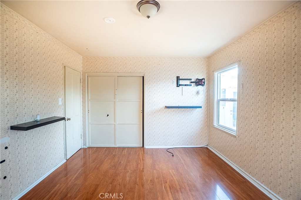 12821 Osborne