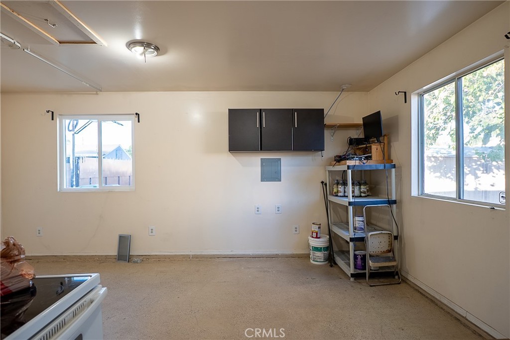 12821 Osborne