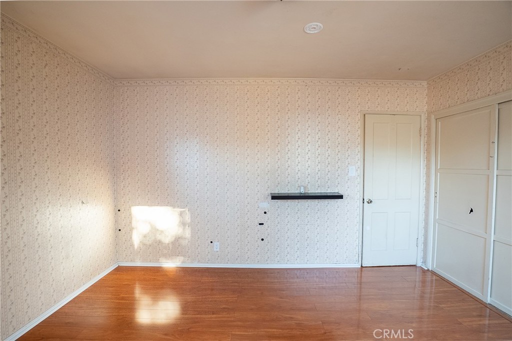 12821 Osborne