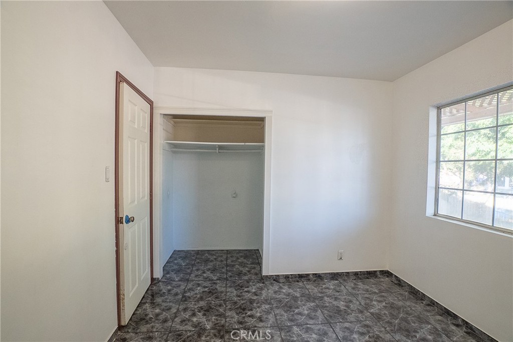 12821 Osborne