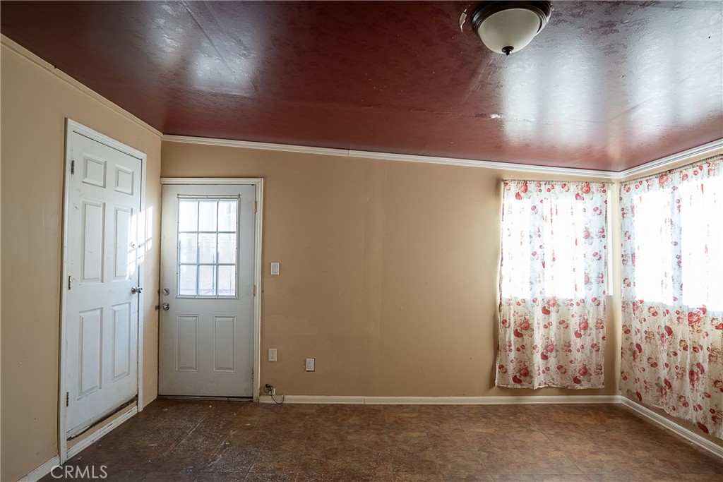 12821 Osborne