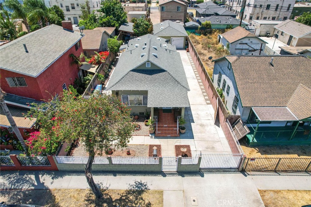 1100 W Gage Avenue