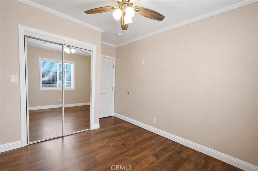 1100 W Gage Avenue