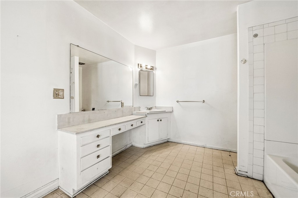 13331 Safford