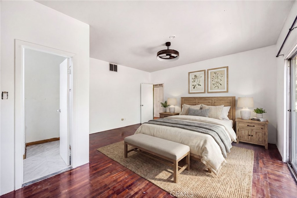 918 Terrace 49