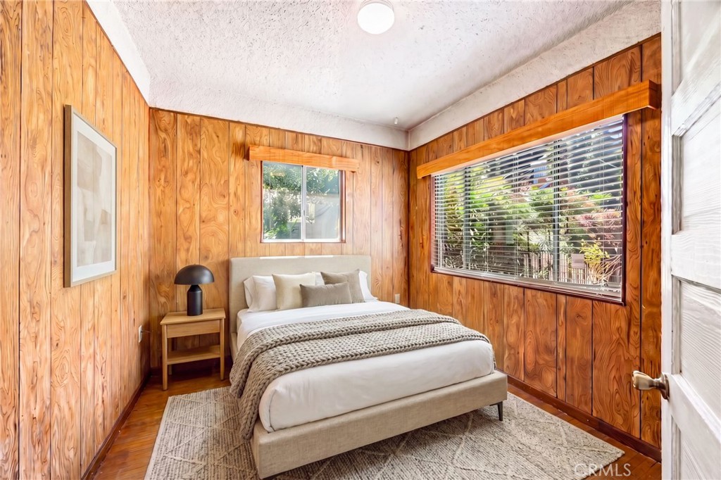 918 Terrace 49