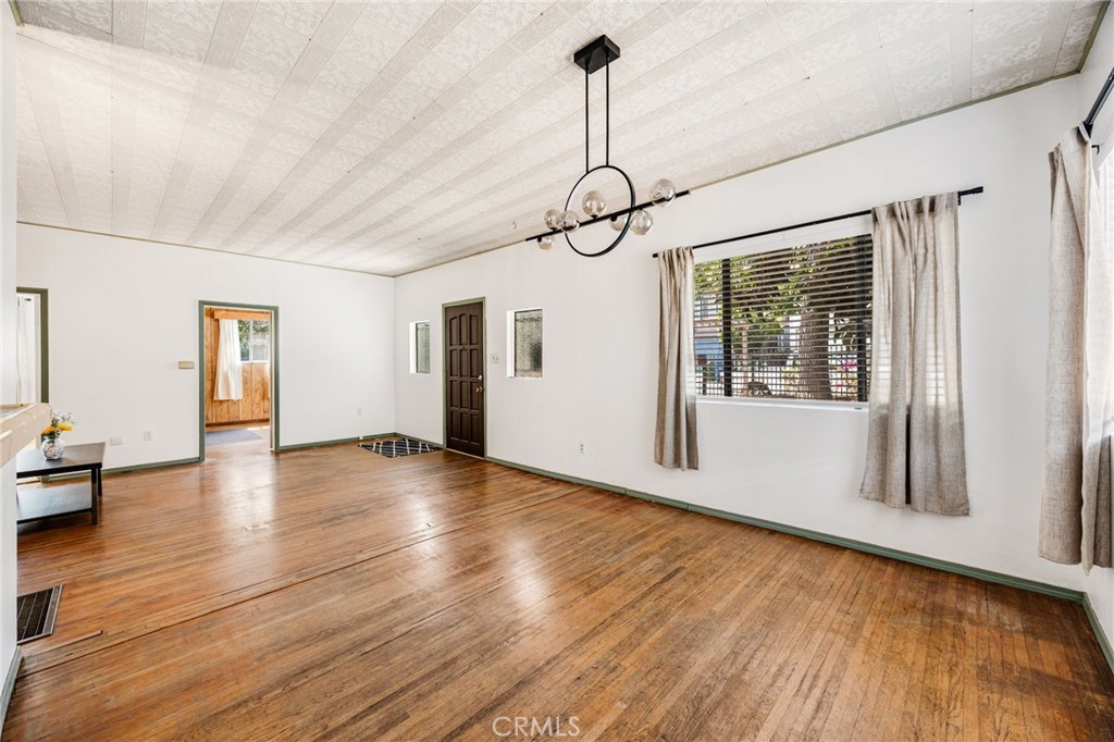 918 Terrace 49