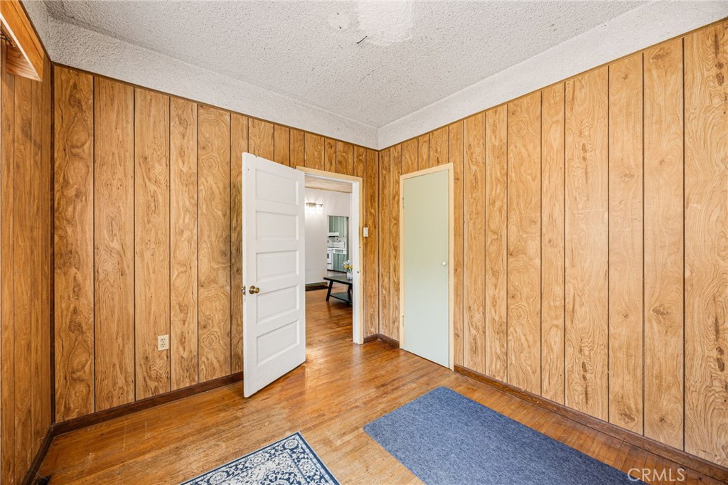 918 Terrace 49