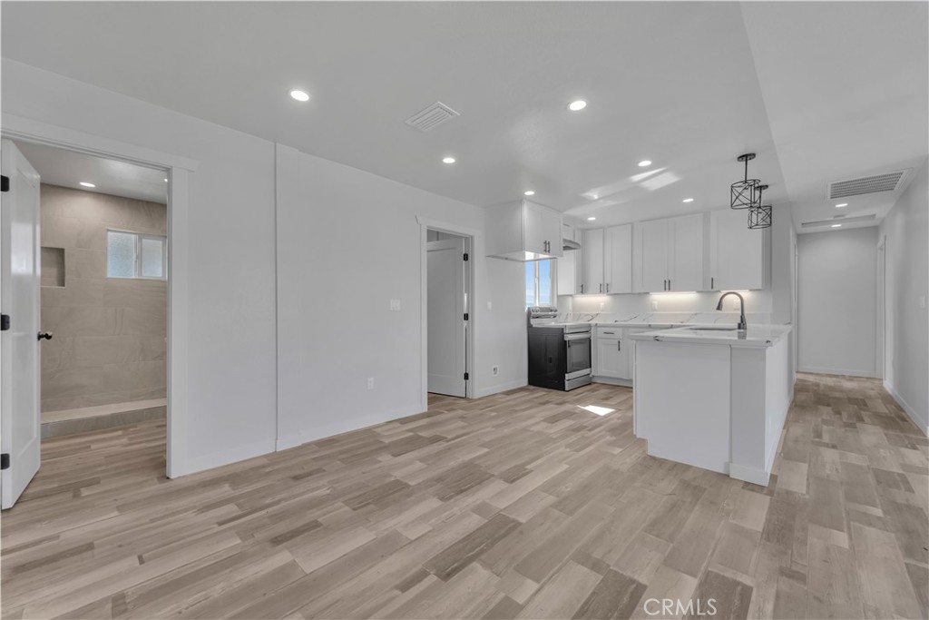 49020 70th Street W