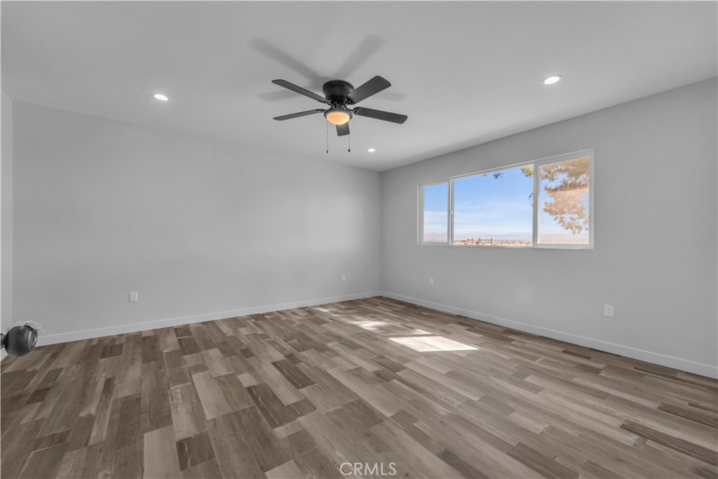 49020 70th Street W