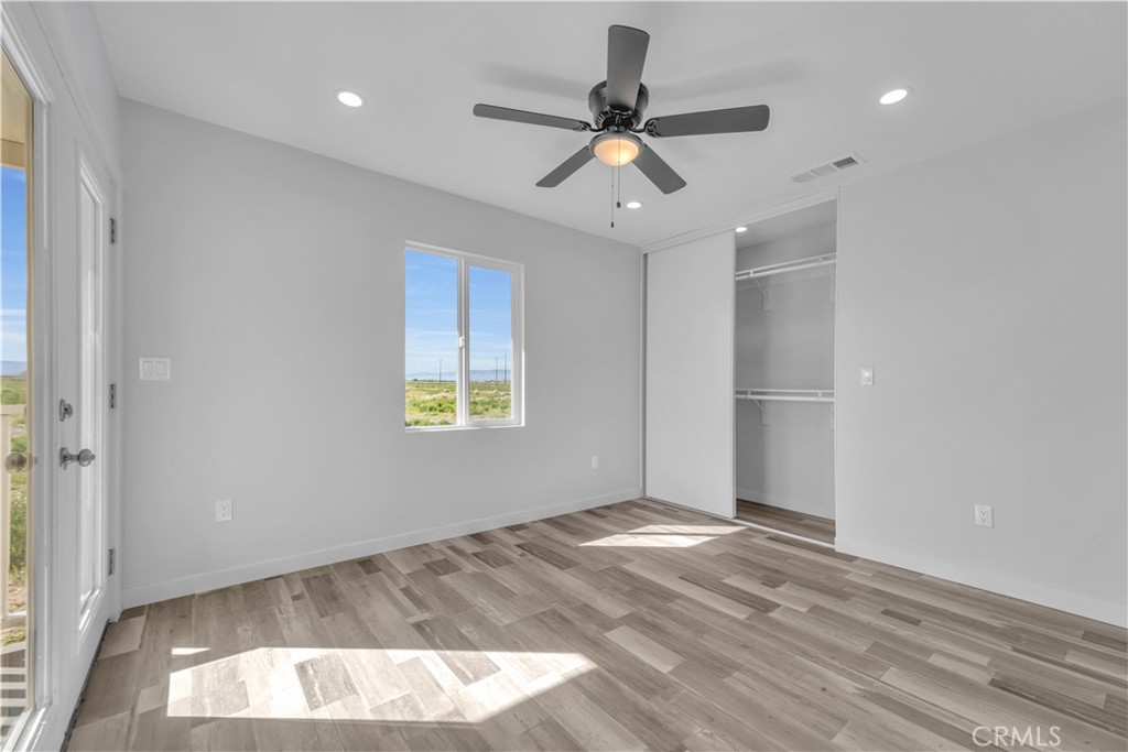 49040 70th Street W