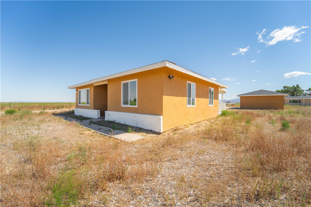49040 70th Street W
