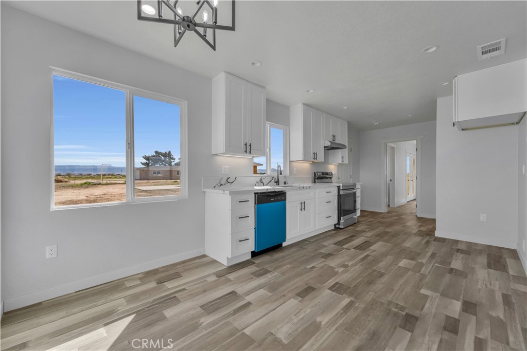 49040 70th Street W