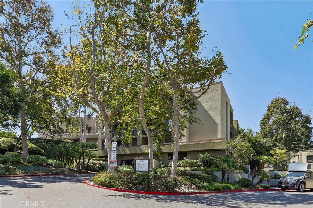 898 Temple Terrace 122