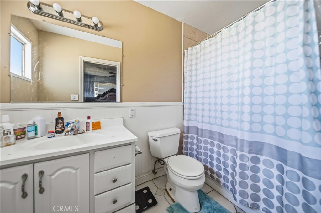 21511 San Gabriel