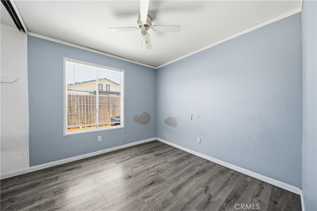 21511 San Gabriel