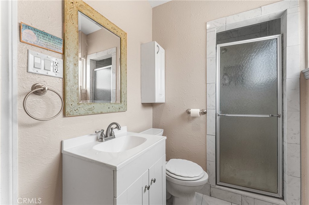 1109 W Avenue J14