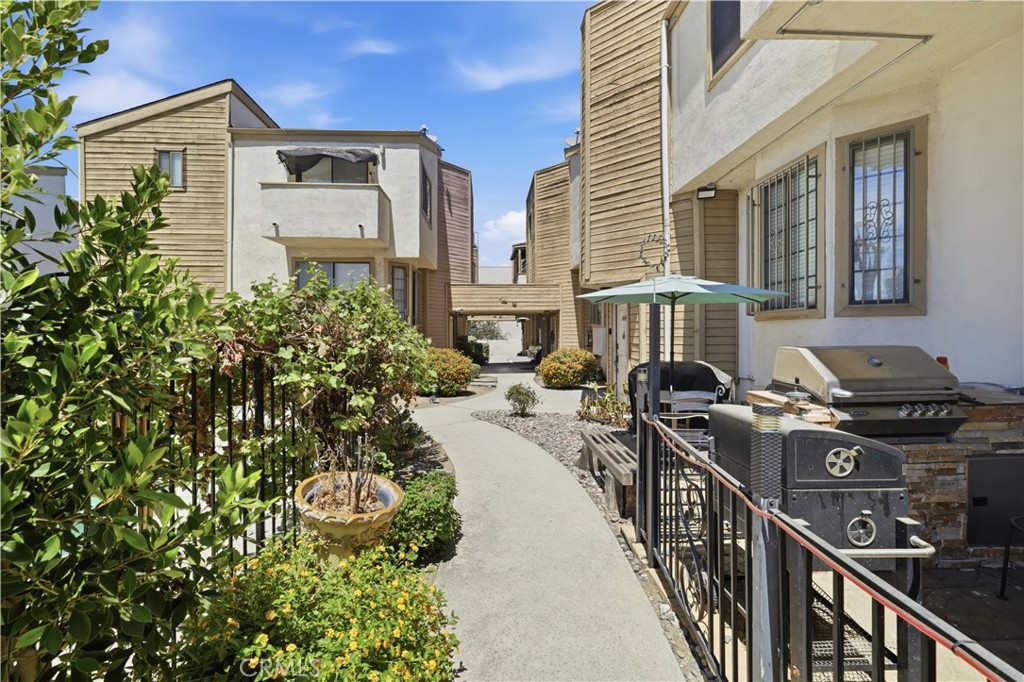 14715 Saticoy 9