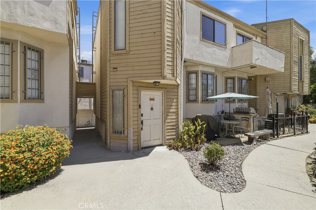 14715 Saticoy 9