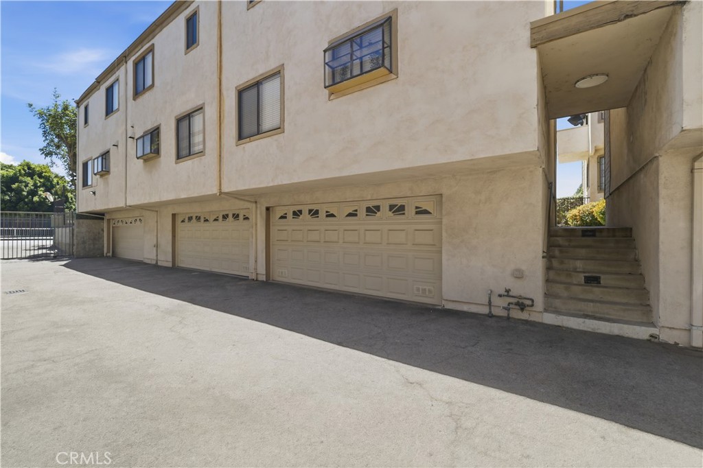14715 Saticoy 9