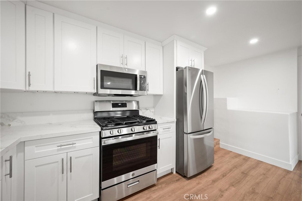 8246 Woodshill Trail