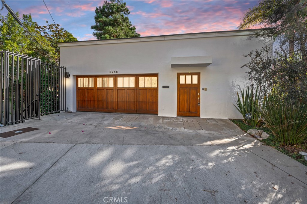 8246 Woodshill Trail