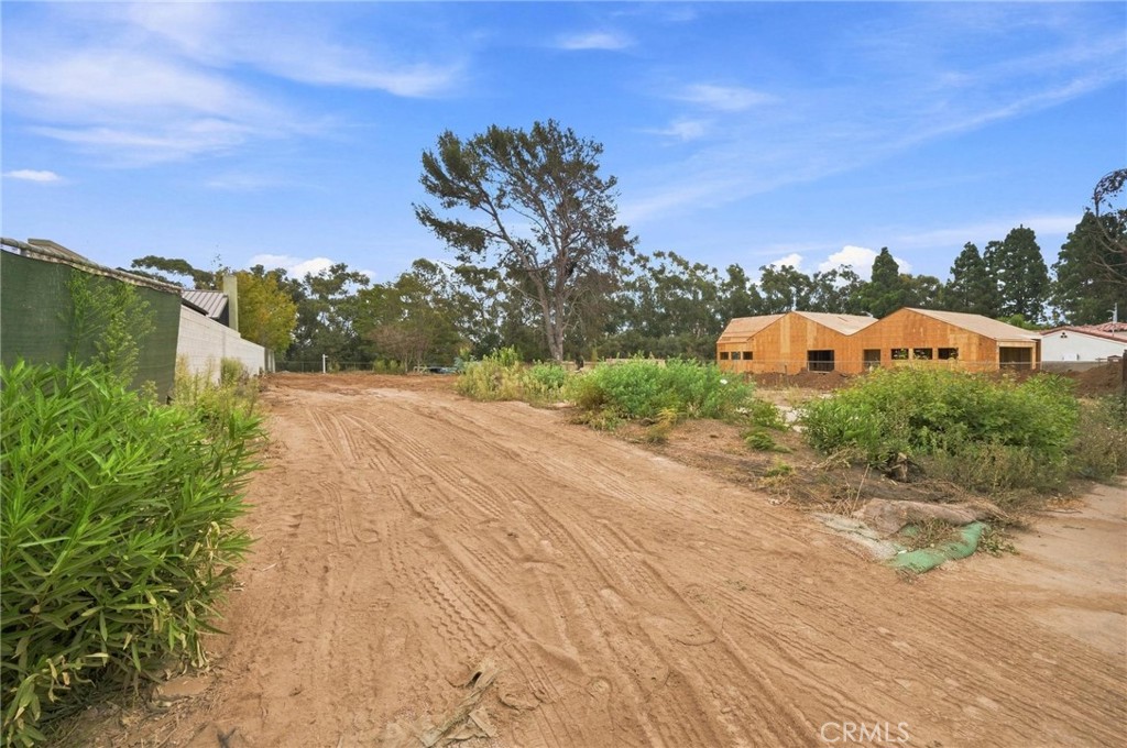 727 Chautauqua Boulevard