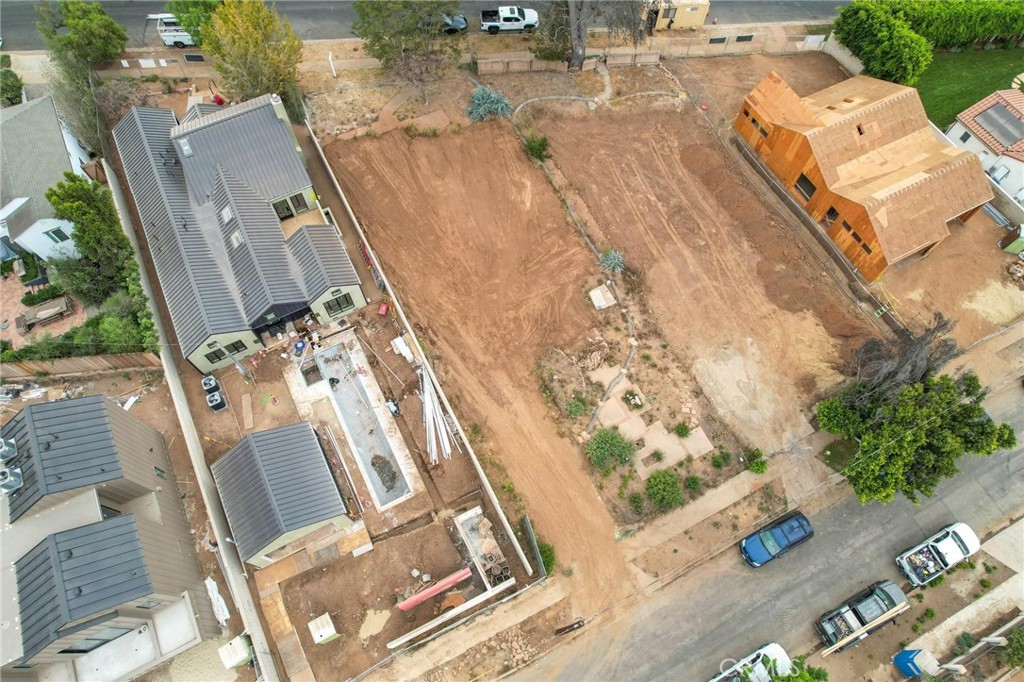 727 Chautauqua Boulevard