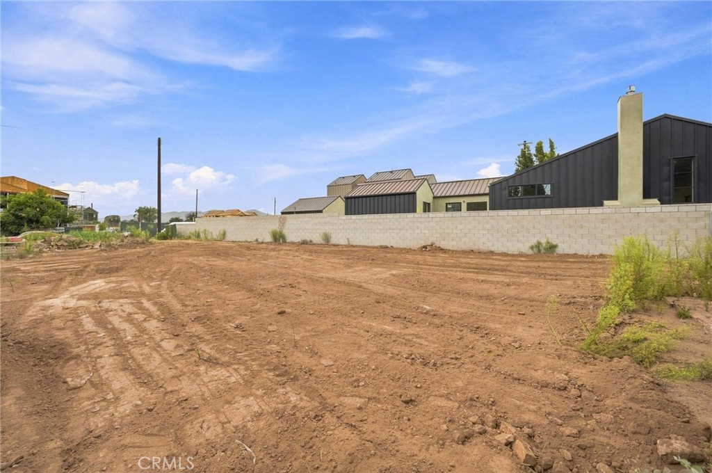 727 Chautauqua Boulevard