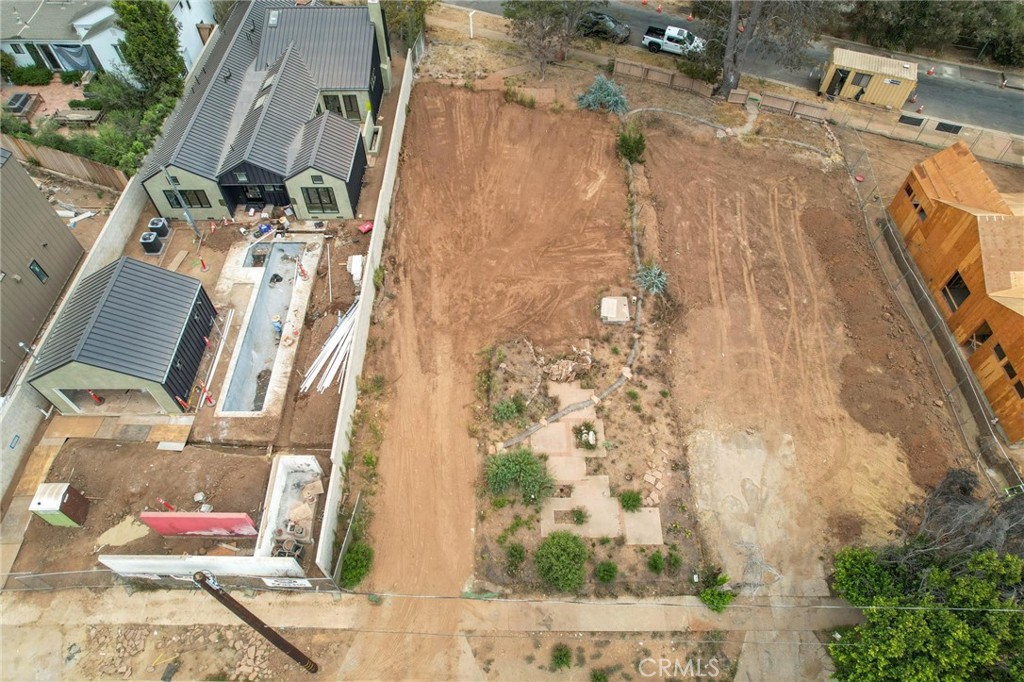 727 Chautauqua Boulevard