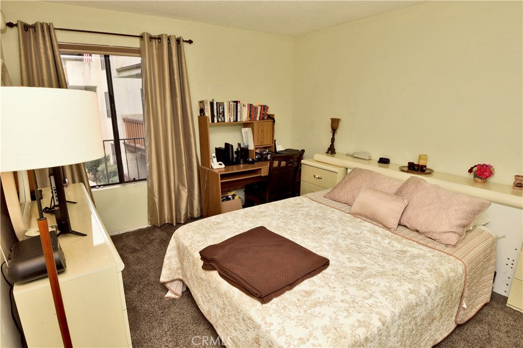 15155 Sherman Way 37