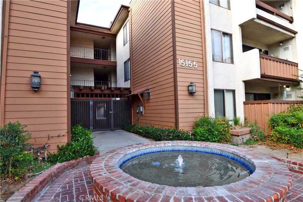 15155 Sherman Way 37