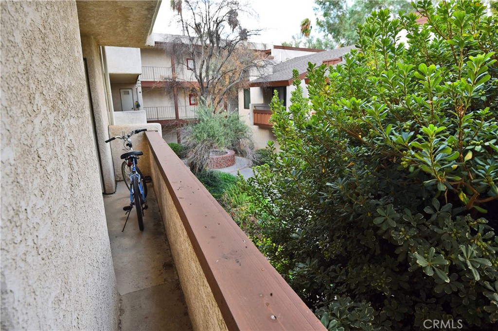 15155 Sherman Way 37
