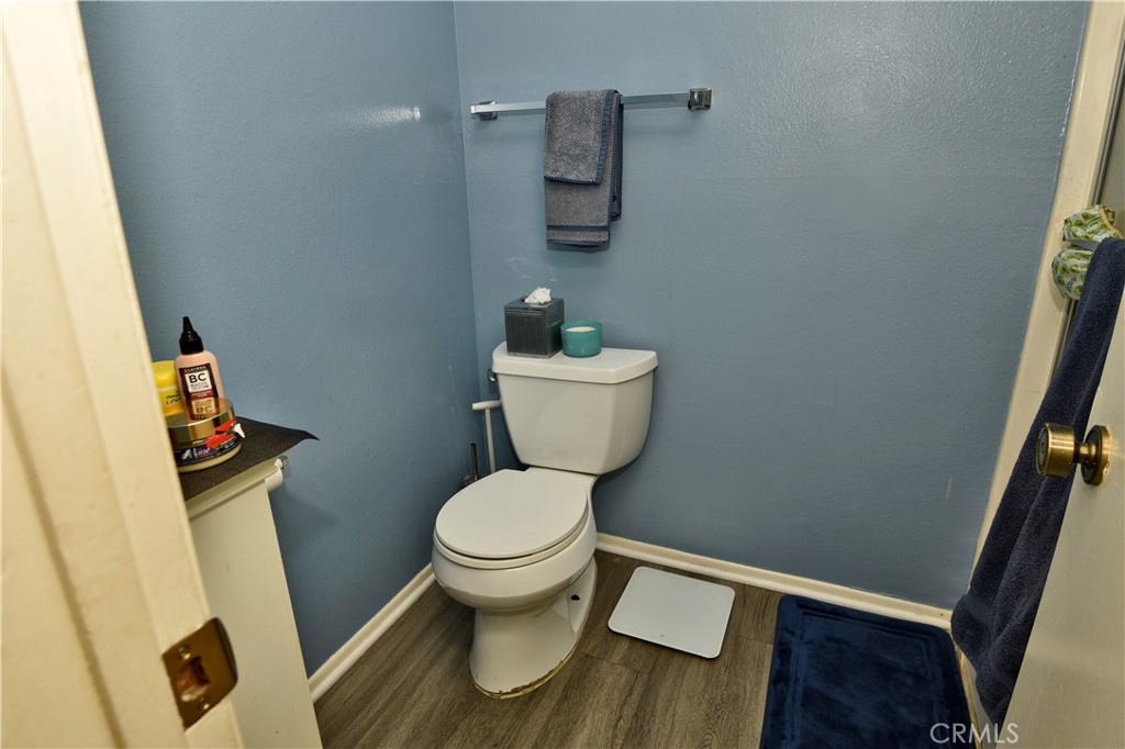 15155 Sherman Way 37