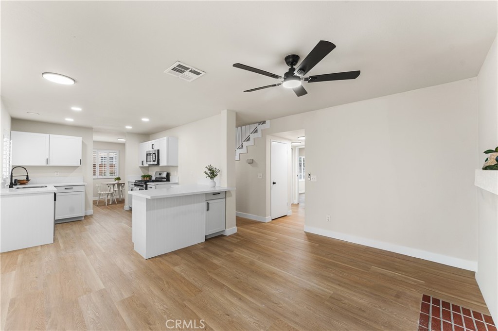 3231 W Avenue J3