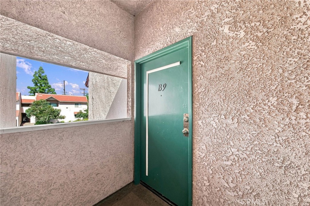 10943 Laurel Canyon Boulevard B9