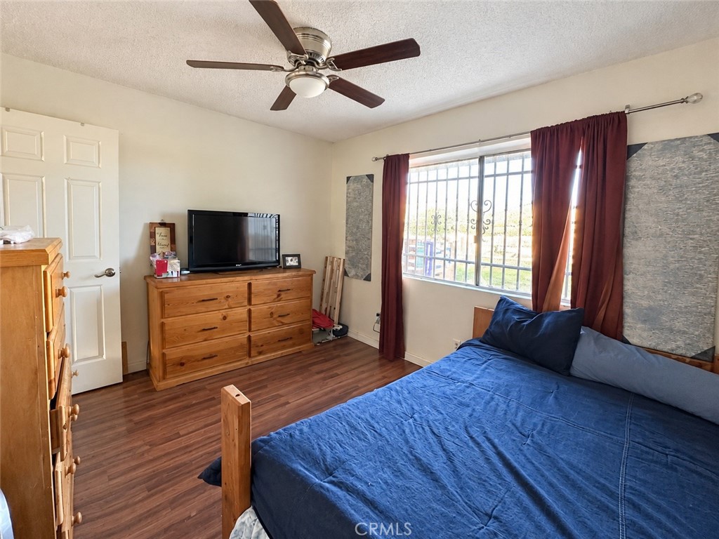 44638 13th E